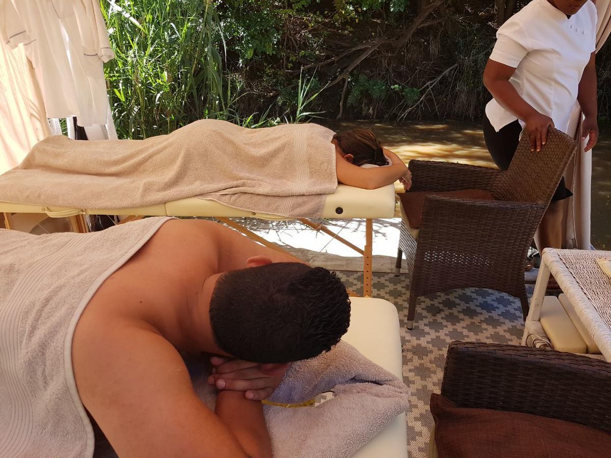 Iris Retreat & Island Day Spa Hartbeespoort Eksteriør bilde