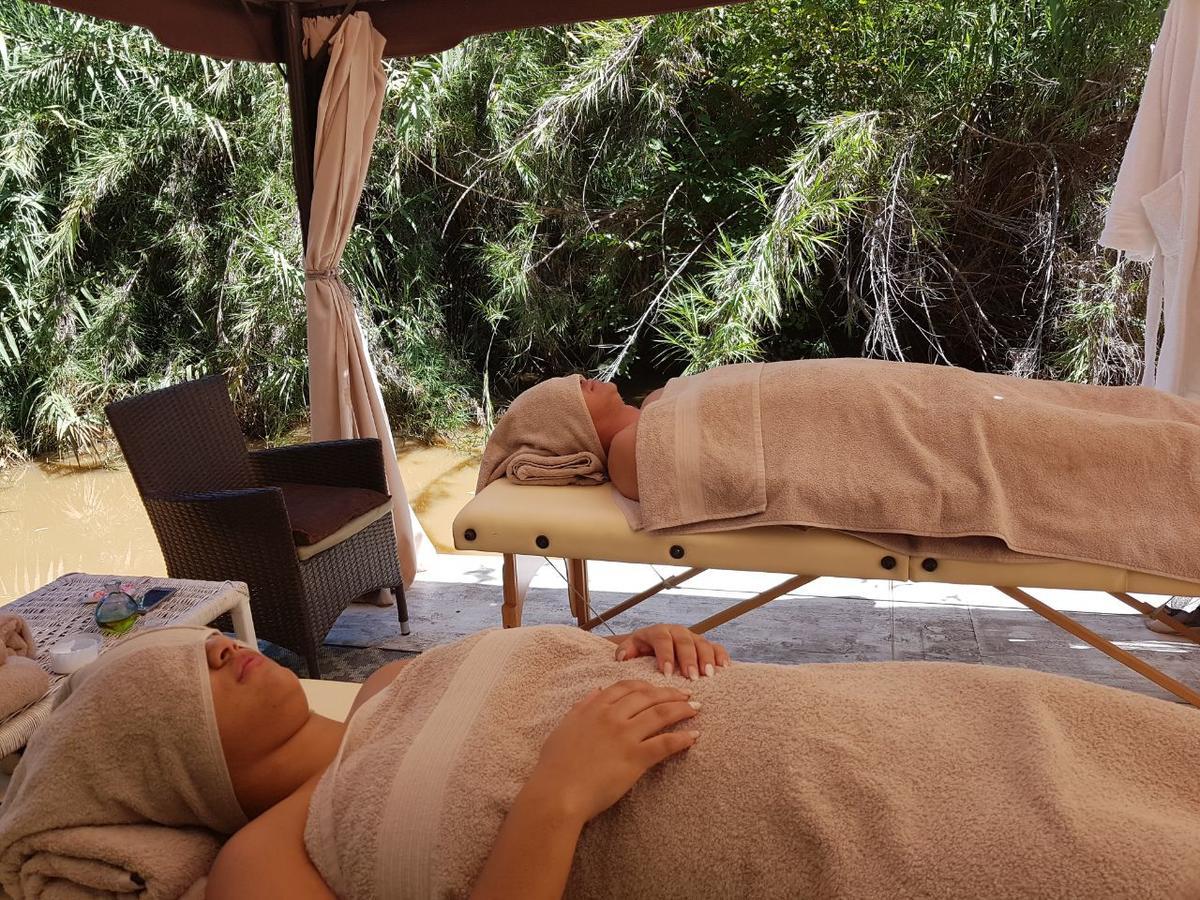 Iris Retreat & Island Day Spa Hartbeespoort Eksteriør bilde
